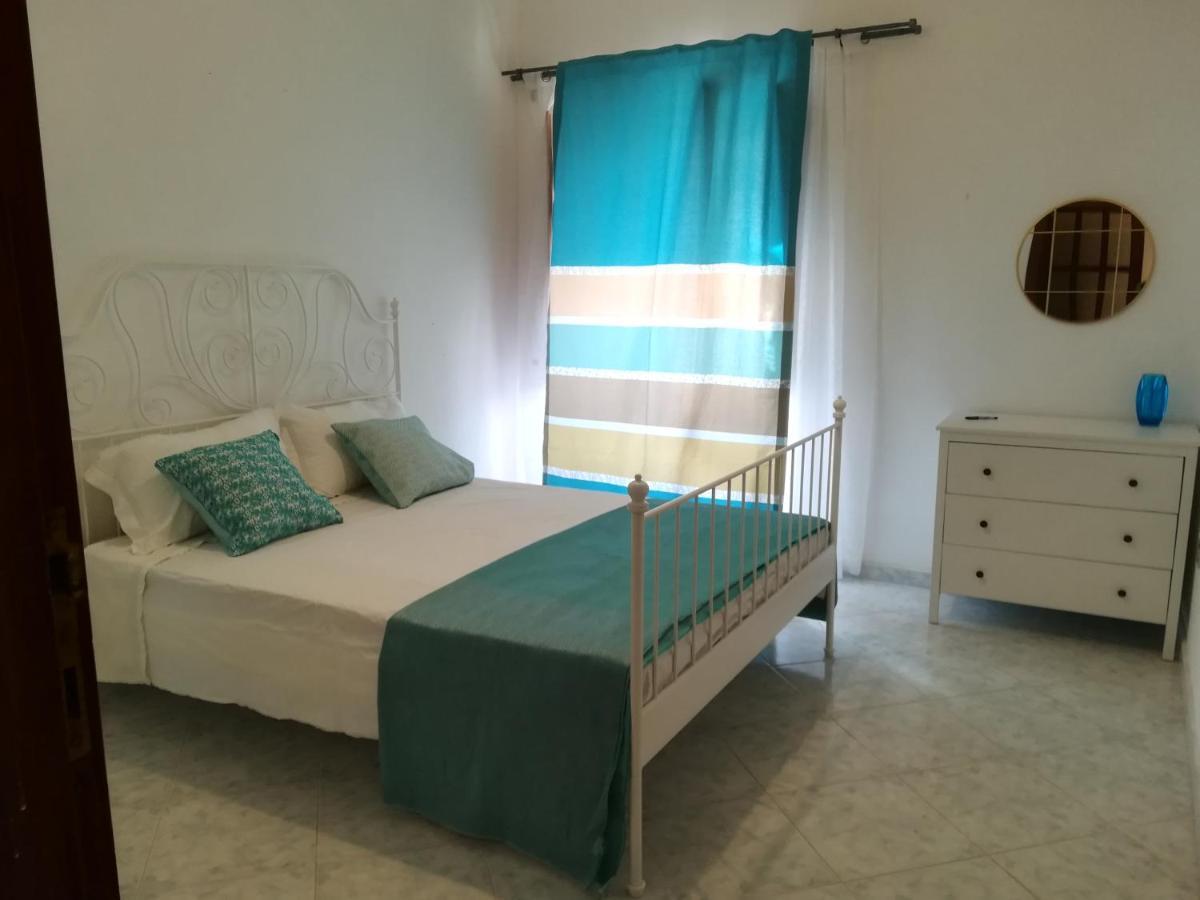 Gianta - Casa Vacanze Альгеро Экстерьер фото